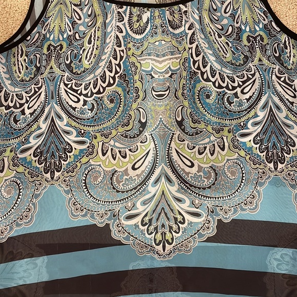 a.n.a. A New Approach tank/blouse blue, black - Picture 2 of 7